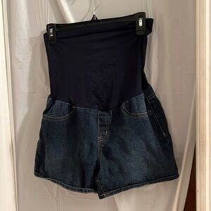 Bellavida maternity shorts size l